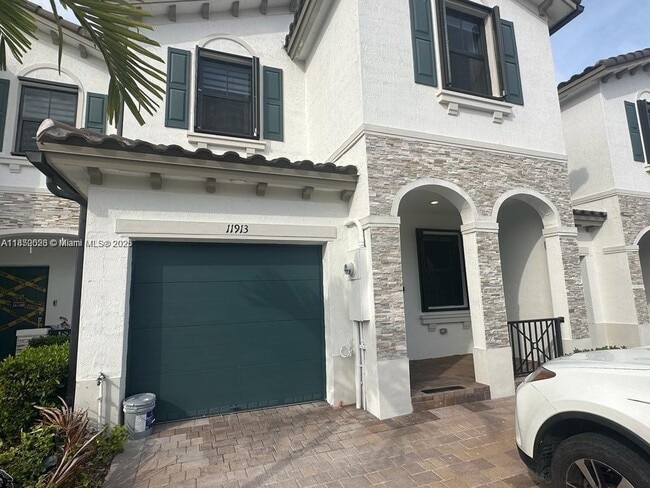 Building Photo - 11913 SW 245 Ter Rental