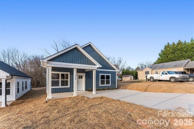Photo - 1558 7th Ave Dr SW