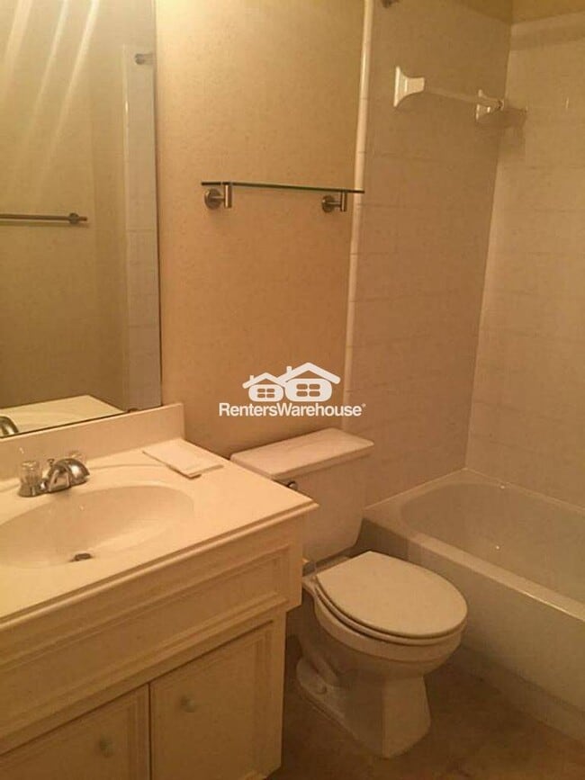 Photo - 4100 Blossom St