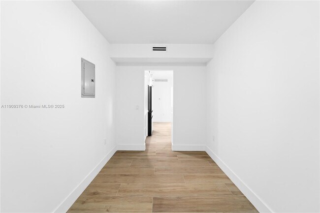 Photo - 10185 Collins Ave Unit 722