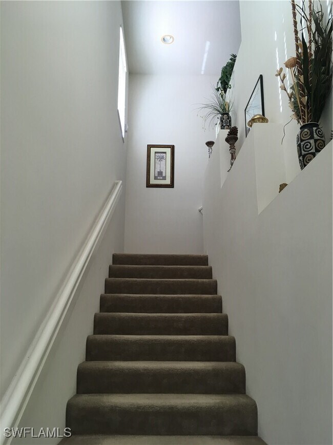 Photo - 500 Robin Hood Cir Unit 202