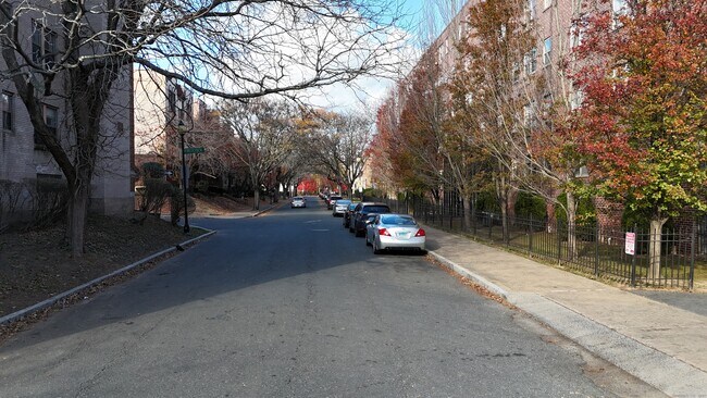 Photo - 40 Owen St Unit APT C11