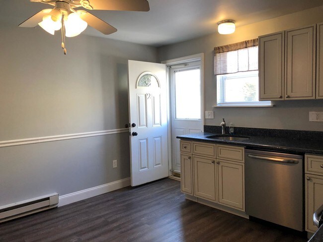 Kitchen - 111 22nd Ave Unit 2