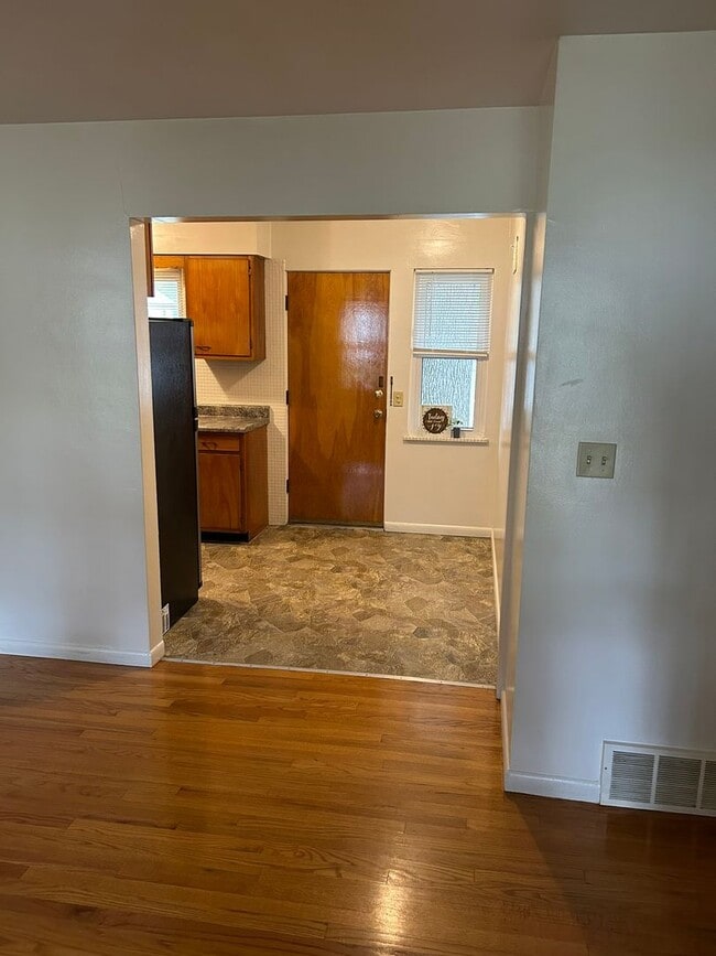 Photo - 203 N 7th St Unit B