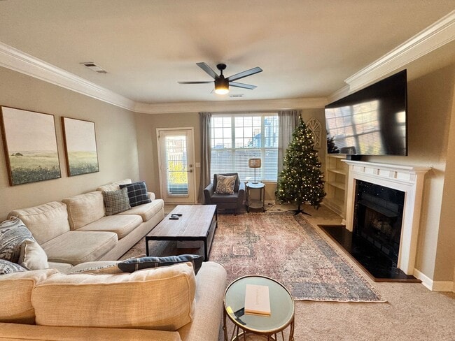 Photo - 2 Bedroom Townhouse Between Melrose and 12 South Neighborhoods