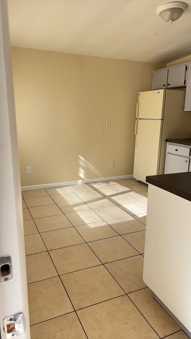 Photo - 3 Bedroom 1.5 Bathroom Home For Rent -Corner lot / Fenced