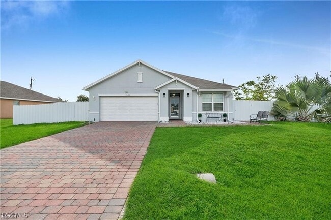 Photo - 2620 SW 3rd Pl