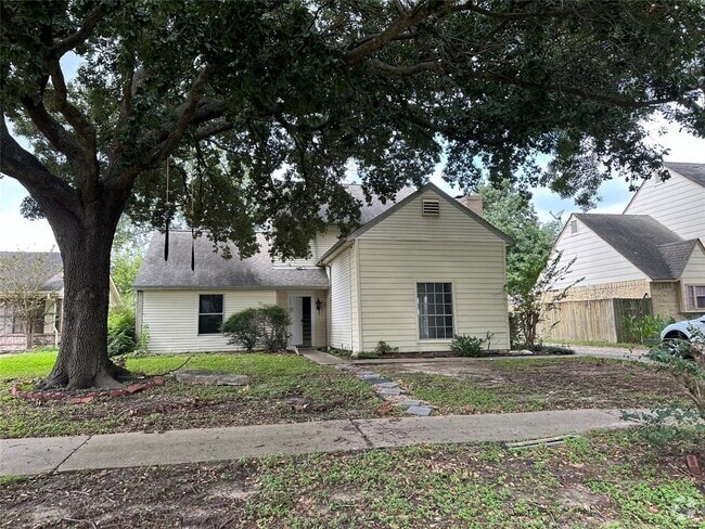 Building Photo - 8006 Fresno Dr Rental