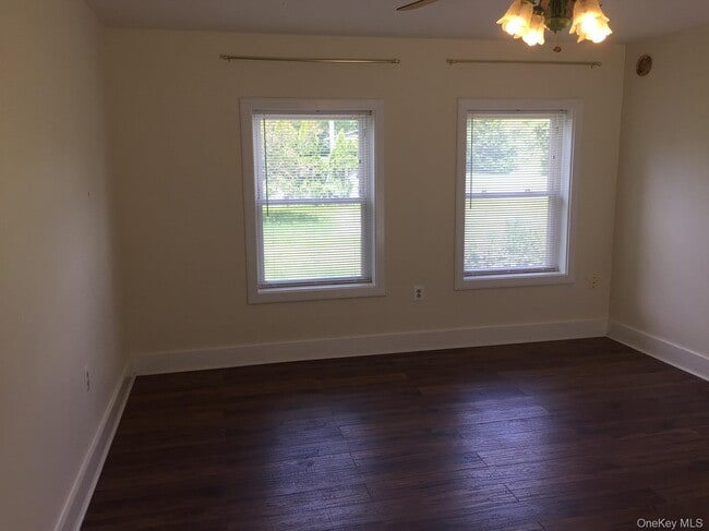 Photo - 8064 Albany Post Rd