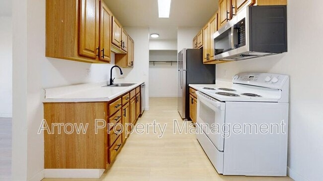 Photo - 215 E Arbor Ave