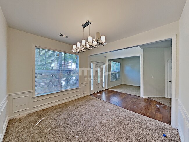 Photo - 3410 Spindletop Dr NW