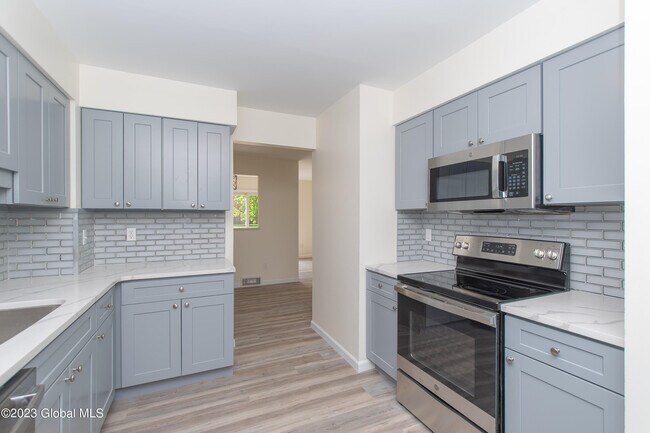 Photo - 276 Old Loudon Rd