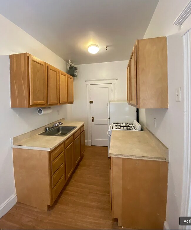 230 Park St Unit 1