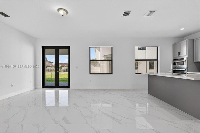 Photo - 15441 SW 20 Ln Unit 15441