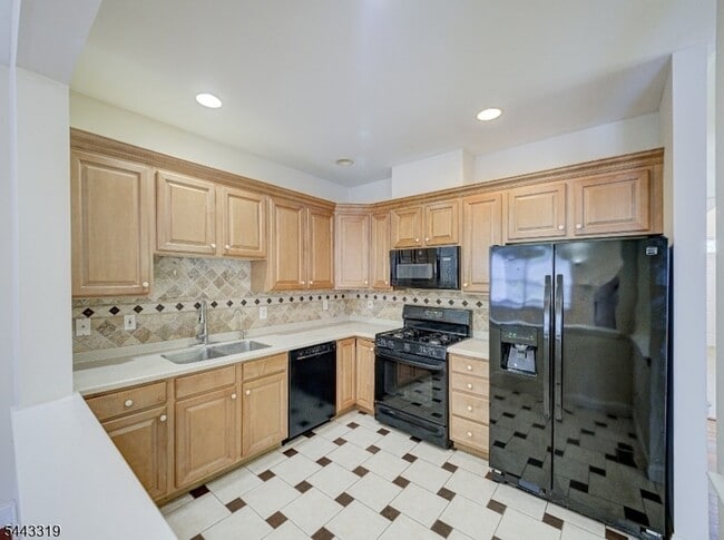 223 Emily Pl