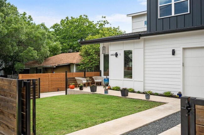 Photo - 4405 Jinx Ave