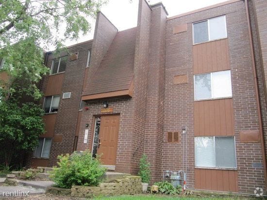 Building Photo - 701 Spruce Ct Unit 4 Rental