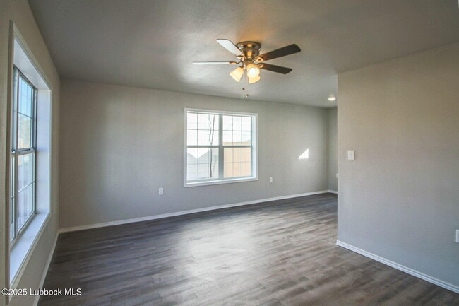 Photo - 1705 Avenue T