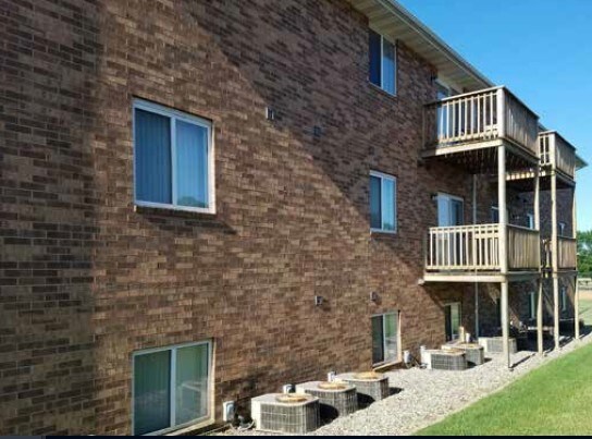 Photo - Highridge Court