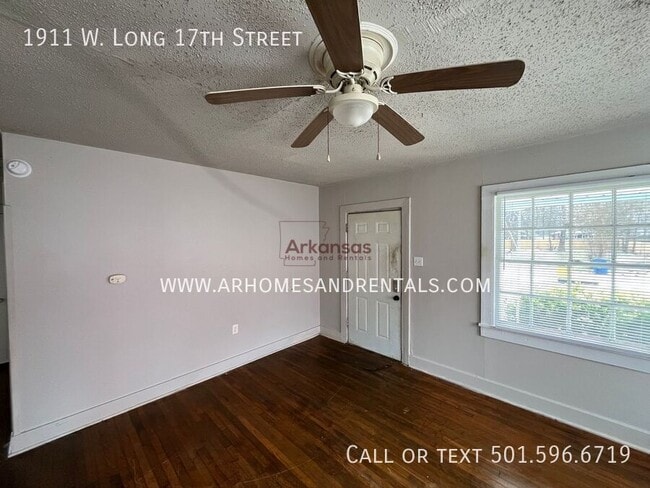 Photo - 1911 W Long 17th St