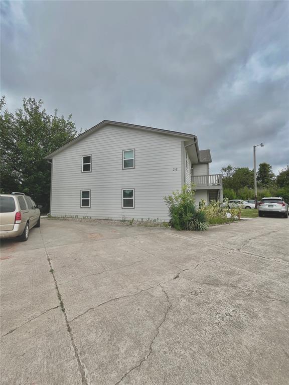 Building Photo - 312 Falcon Ct Unit 2