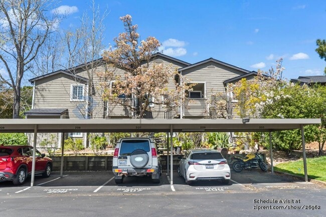 Photo - 600 Canyon Oaks Dr