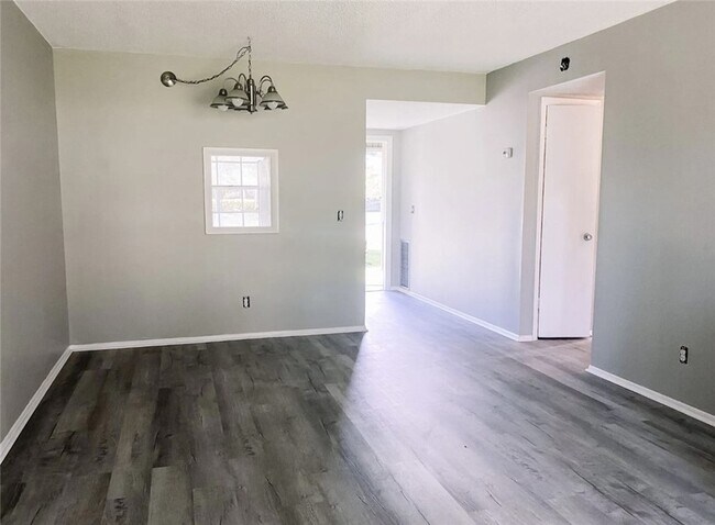 Photo - 1725 6th Ave Unit 7