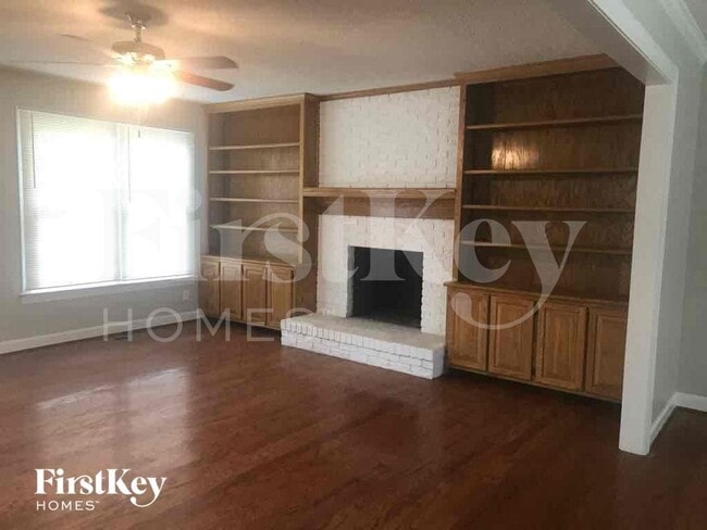 Photo - 3801 Blairwood St