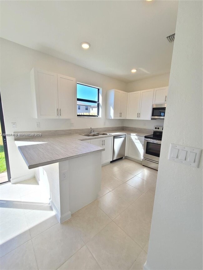 Photo - 12724 SW 230th St