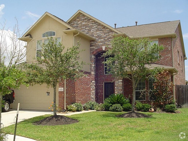 Building Photo - 10930 Reston Point Dr Rental