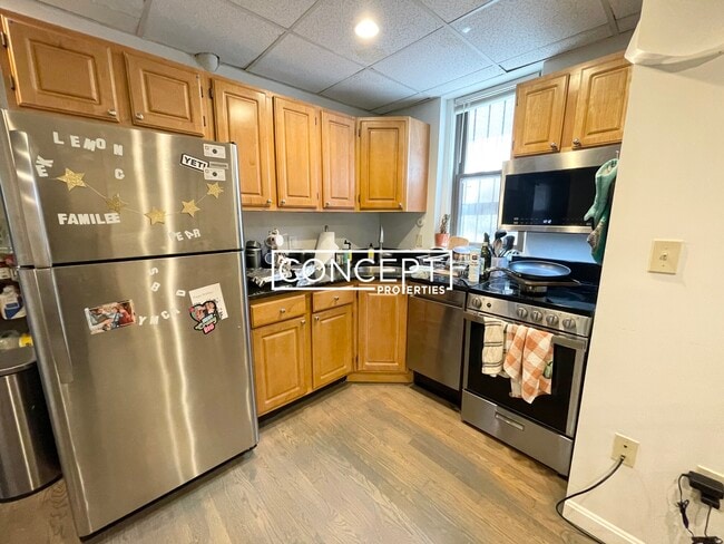 Building Photo - 77 Park Dr Unit B