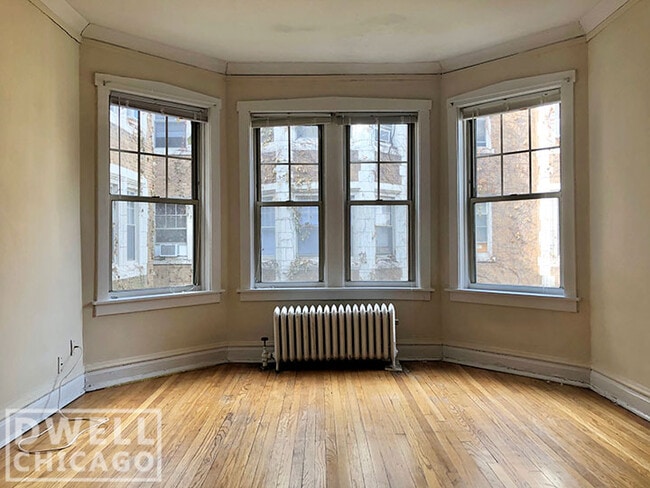 Building Photo - 1037 W North Shore Ave Unit 1 Rental