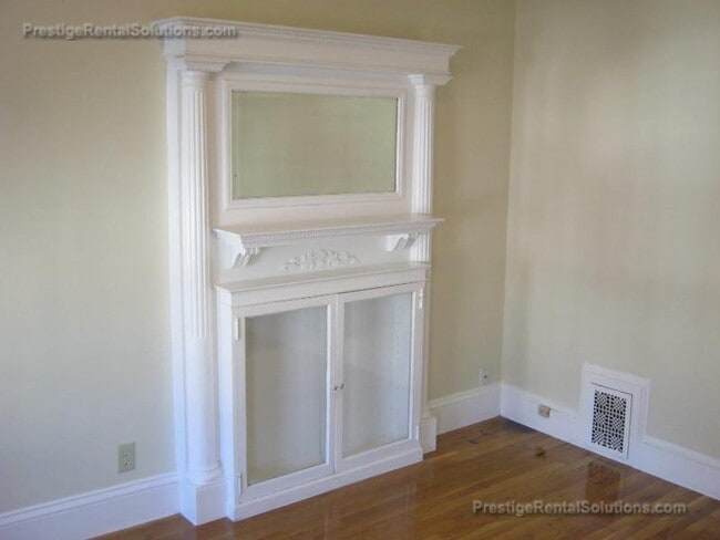 Photo - 21 Roseclair St