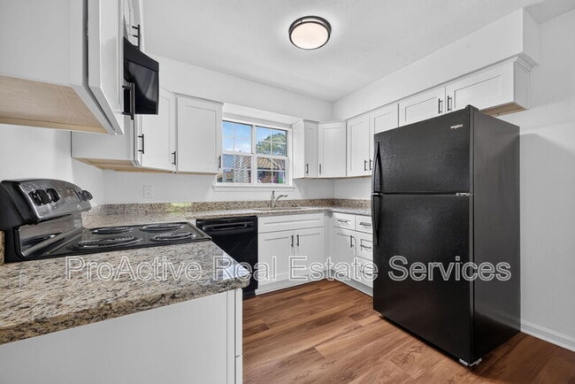 Photo - 1031 Still-Harbor Cir