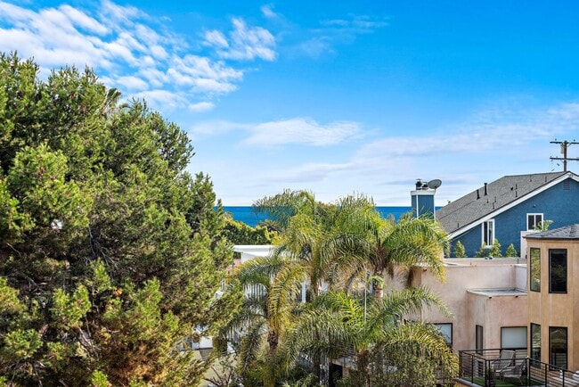 Building Photo - 33842 Robles Dr Unit A