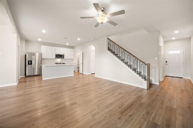 202 Fairmeadow Downs Dr