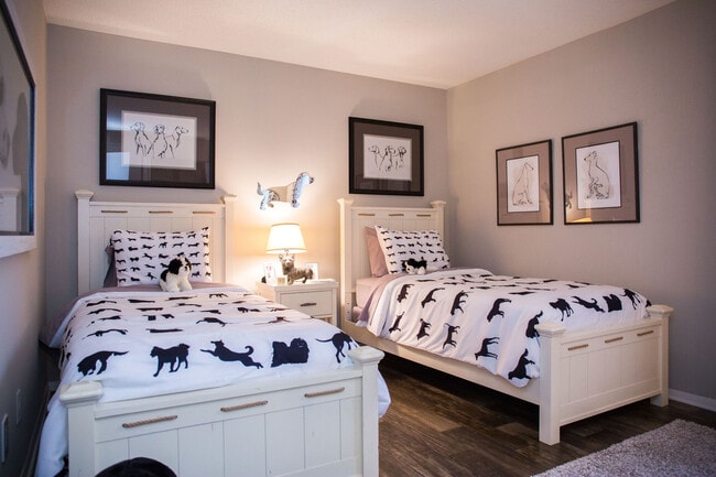 Brooks Crossing Apartments