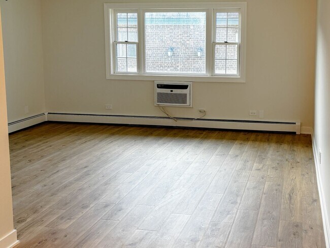 Photo - 444 Spring Rd Unit 444 S Spring Road #17