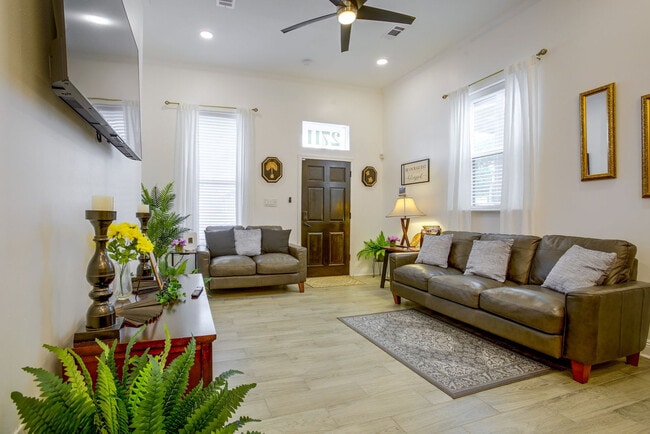 Photo - 2711 Baronne St Unit SI ID1604747P