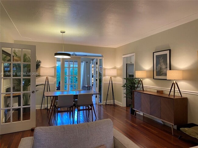 Photo - 600 Alminar Ave