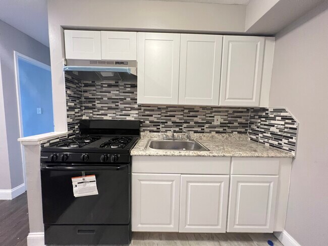 572 Stuyvesant Ave 12 - 578 Stuyvesant Ave Apartments Unit 12