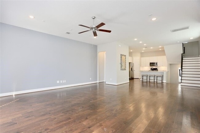 Photo - 1227 W 19th St