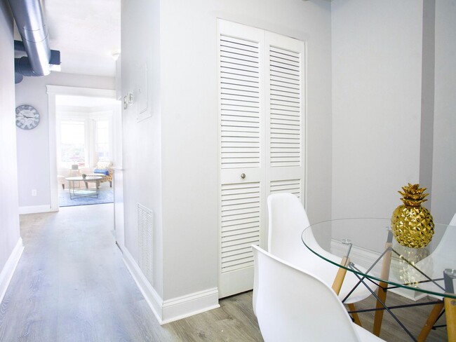 Smartland Body Block Arcade Apartments