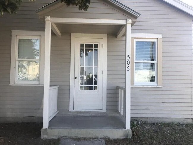 Photo - Pet Friendly 1 bed/ 1 bath House