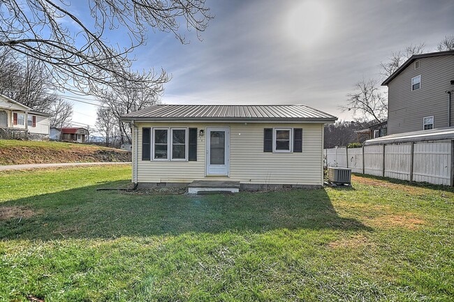 Photo - 214 Taylor Ave