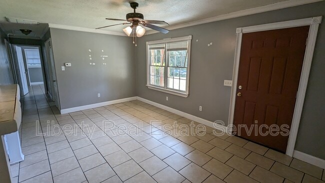 Photo - 214 Honey Ln Cir