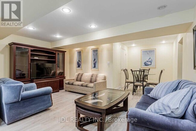 Photo - 50 Silverview Dr