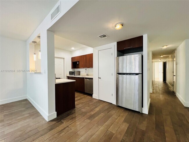 Photo - 1001 Bay Dr Unit 941