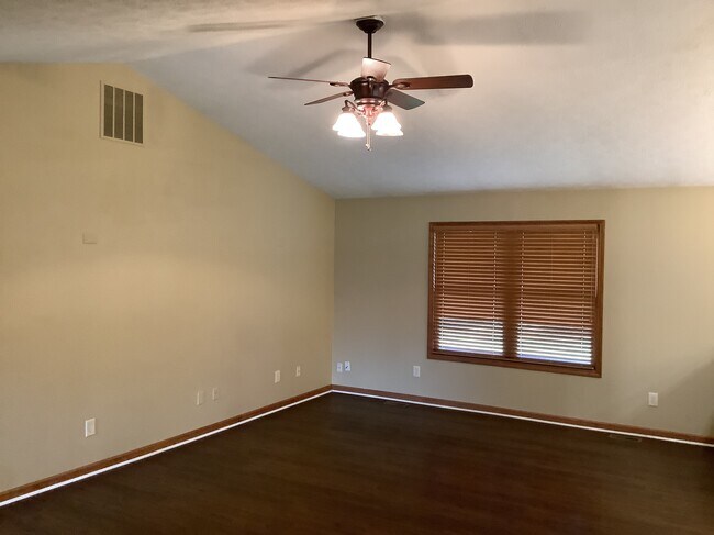 Photo - 6513 Junior Ct