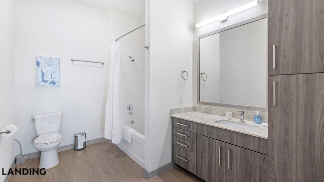 Photo - 101 S Center St Unit 101